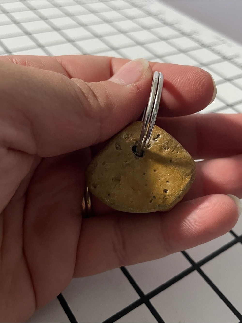 Hand made Rock Keychain - Picture 6 of 6